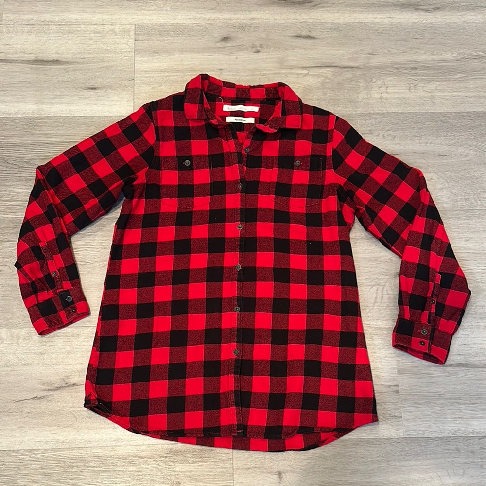 WOOLRICH women's red black checkered button down flannel S